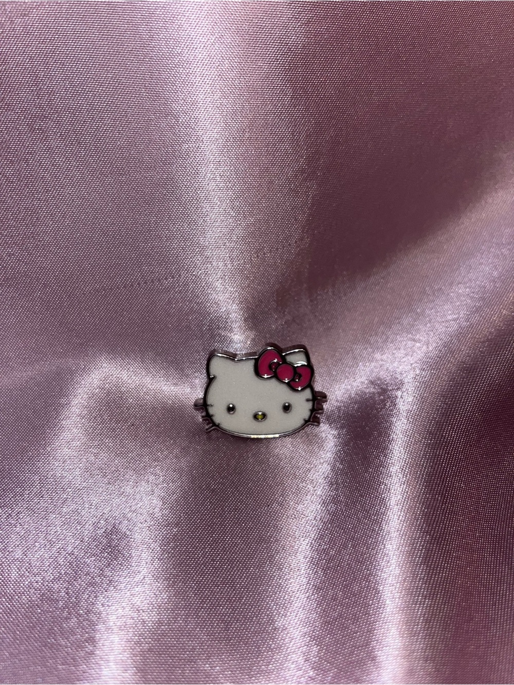 Hello Kitty White Face Metal Jibbet